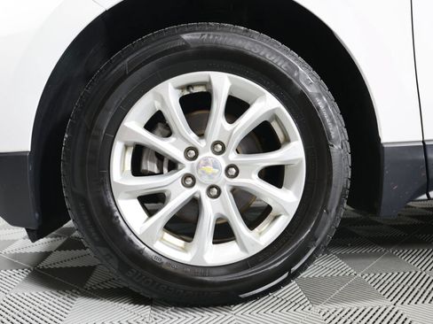 Used 2018 Chevrolet Equinox LS FWD image 9
