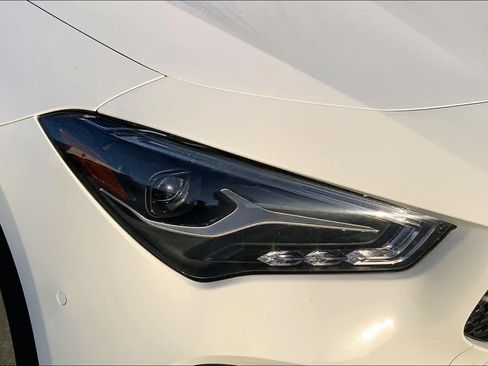 Used 2025 Mercedes-Benz CLA 250 4MATIC image 26