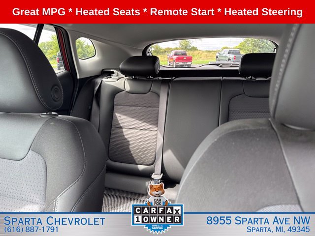 Used 2025 Chevrolet Trax LT w/ Driver Confidence Package FWD image 14