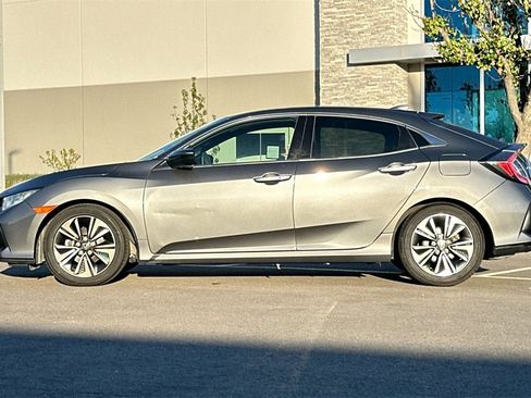 Used 2018 Honda Civic EX image 7