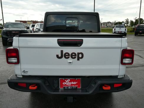 Used 2023 Jeep Gladiator Mojave w/ Cold Weather Group AWD/4WD image 6