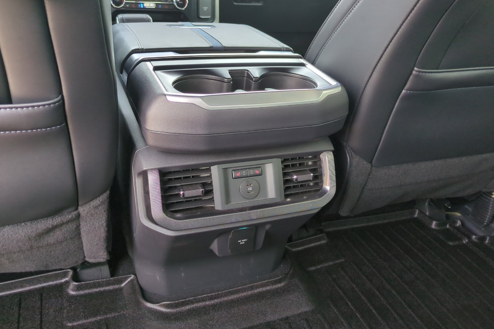 Used 2025 Ford F150 Platinum AWD/4WD image 41