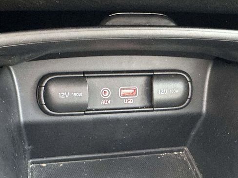 Used 2019 Kia Sorento S image 26