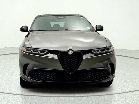 Used 2024 Alfa Romeo Tonale Veloce w/ Active Assist Package AWD/4WD image 2