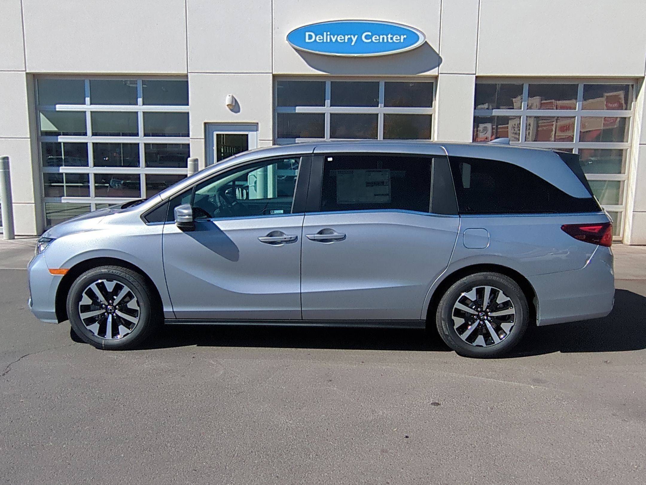 New 2027 Honda Odyssey EX-L image 8