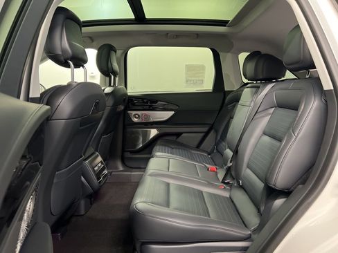 New 2026 Lincoln Nautilus Reserve image 34