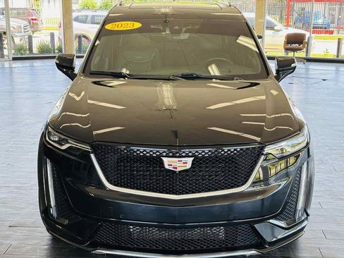 Used 2023 Cadillac XT6 Sport w/ Technology Package AWD/4WD image 20