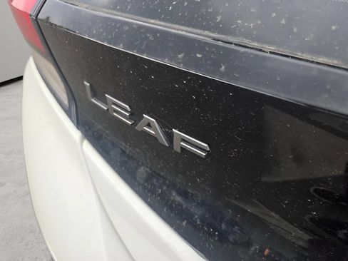 Used 2023 Nissan Leaf S FWD image 18
