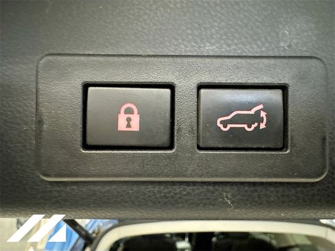 Used 2021 Subaru Ascent Touring image 28