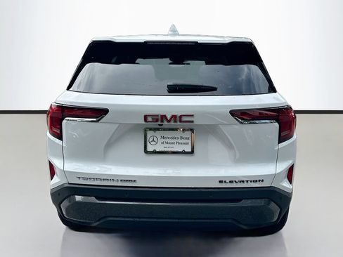 Used 2025 GMC Terrain Elevation AWD/4WD image 6