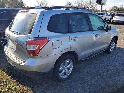 Used 2016 Subaru Forester 2.5i Premium w/ Popular Package #2 image 4