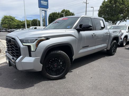 Used 2024 Toyota Tundra Limited w/ TRD Off-Road Package AWD/4WD image 5
