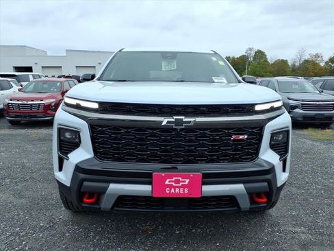 New 2026 Chevrolet Traverse Z71 w/ Driver Confidence Package image 2