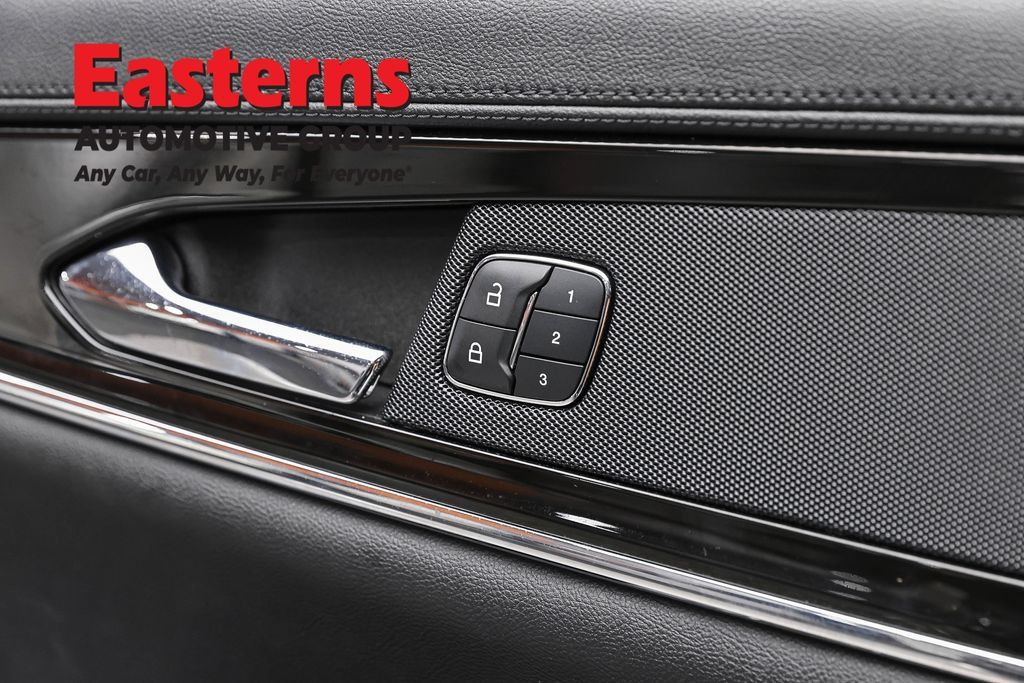 Used 2022 Lincoln Nautilus FWD image 21