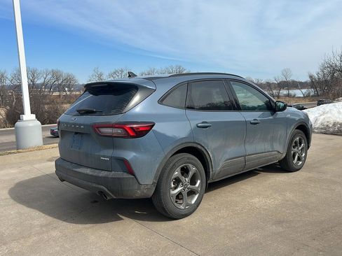 Used 2025 Ford Escape ST-Line image 5