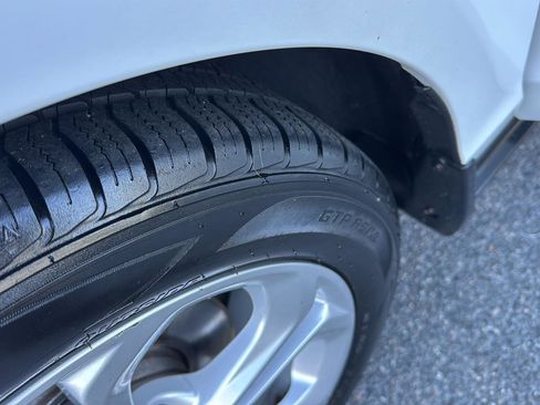 Used 2023 Honda Accord LX image 33