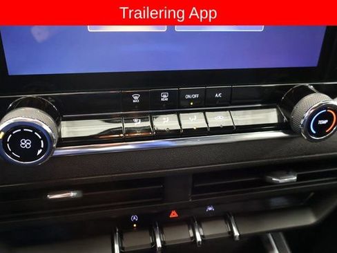 Used 2023 Chevrolet Colorado Trail Boss w/ Technology Package image 25