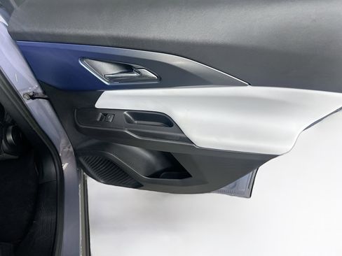 Used 2025 Chevrolet Equinox EV LT image 29