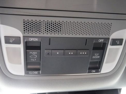 Used 2018 Acura MDX SH-AWD image 35