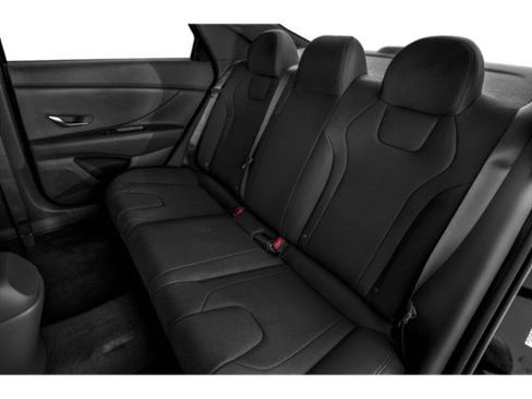 Certified 2021 Hyundai Elantra SE FWD image 16