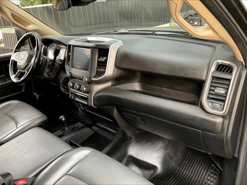 Used 2020 RAM 3500 Tradesman w/ Safety Group AWD/4WD image 11