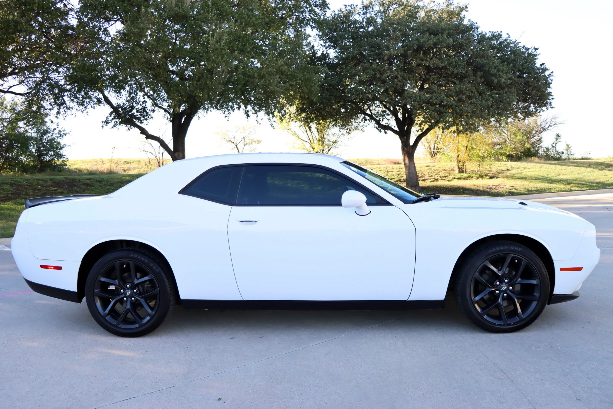 Used 2020 Dodge Challenger SXT w/ Blacktop Package RWD image 5
