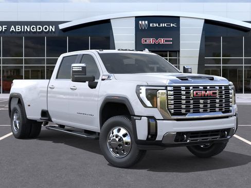 New 2026 GMC Sierra 3500 Denali w/ Denali Reserve Package AWD/4WD image 7
