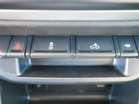 Used 2015 Chevrolet Colorado LT w/ LT Convenience Package image 31