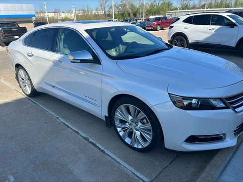 Used 2017 Chevrolet Impala Premier w/ Enhanced Convenience Package image 7