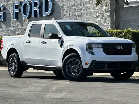 New 2025 Ford Maverick XLT image 2