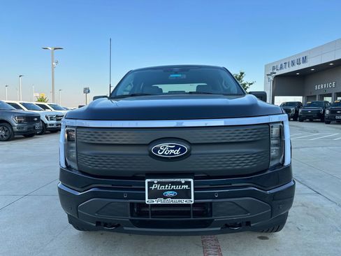 New 2025 Ford F150 Lightning Flash AWD/4WD image 7