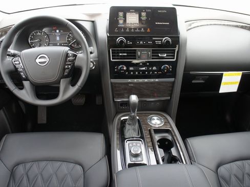 Certified 2024 Nissan Armada Platinum w/ Cargo Package image 9
