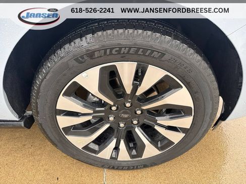 Used 2025 Ford Expedition Max Platinum w/ Driver's Package AWD/4WD image 3