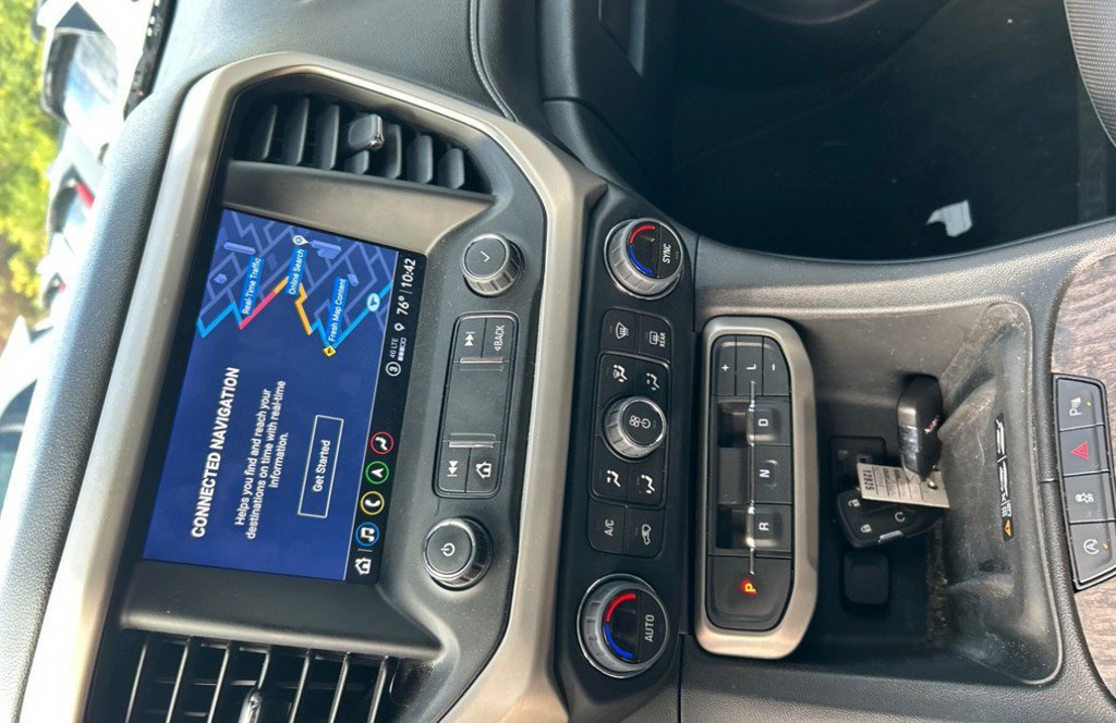 Used 2022 GMC Acadia Denali w/ Denali Technology Package AWD/4WD image 10