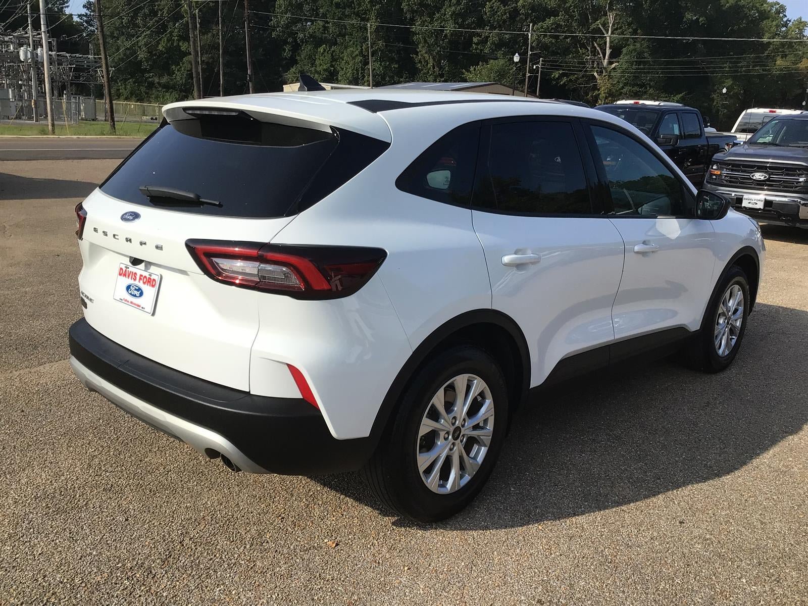 Certified 2025 Ford Escape Active FWD image 10