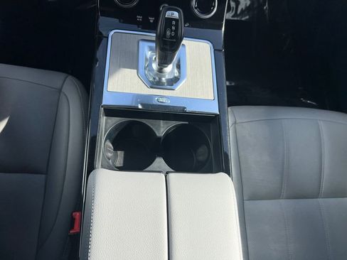 Used 2023 Land Rover Range Rover Evoque S image 22