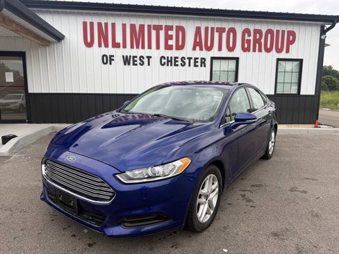 Used 2016 Ford Fusion SE FWD image 1