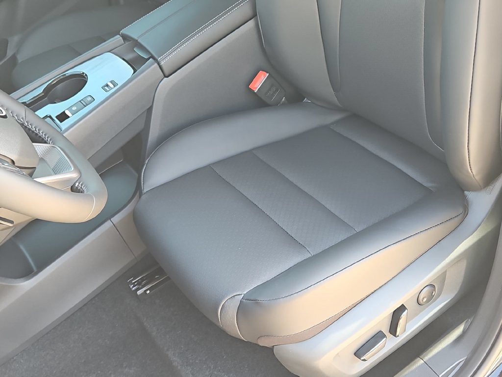 New 2026 Nissan Rogue Dark Armor FWD image 16