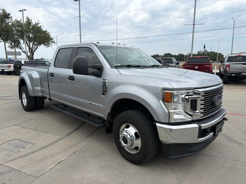 Used 2021 Ford F350 XL w/ STX Appearance Package AWD/4WD image 4