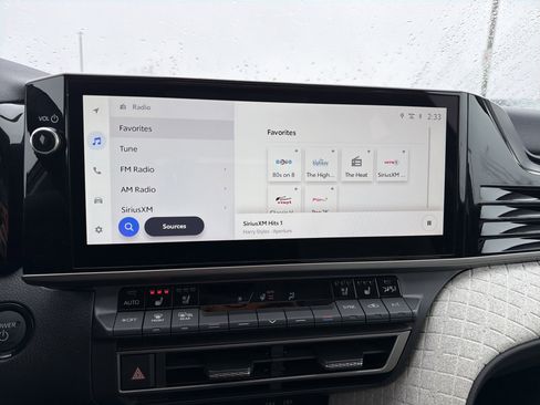 New 2026 Toyota Camry XLE image 18