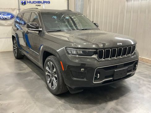Used 2024 Jeep Grand Cherokee L Overland AWD/4WD image 1