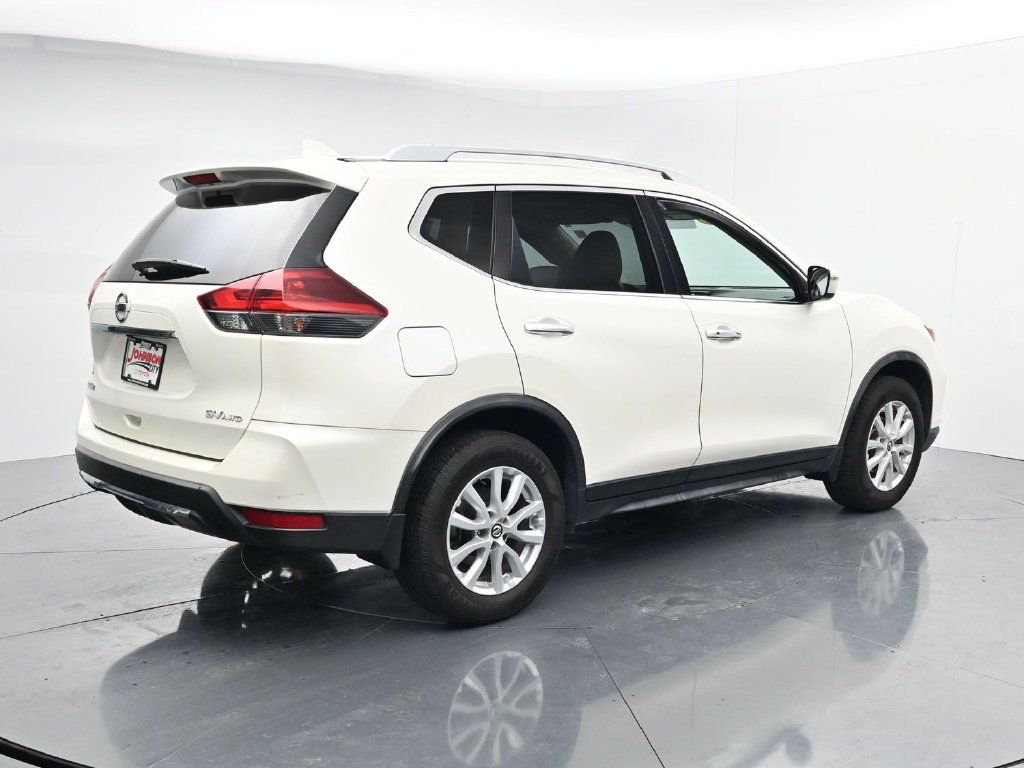 Used 2018 Nissan Rogue SV AWD/4WD image 8