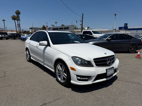 Used 2014 Mercedes-Benz C 250 Sedan image 3