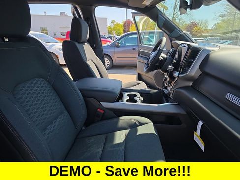 New 2026 RAM 1500 Big Horn AWD/4WD image 10