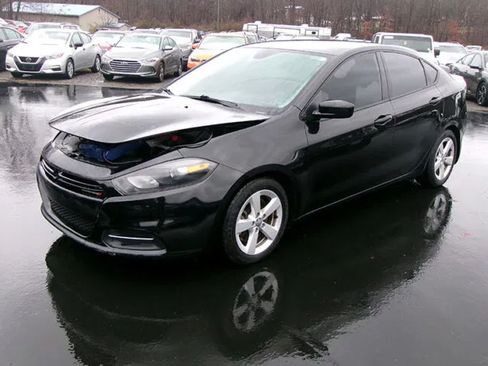 Used 2016 Dodge Dart SXT FWD image 1