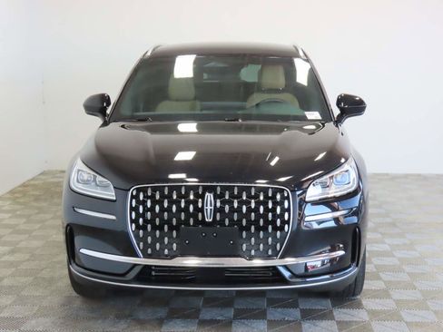 Used 2023 Lincoln Corsair Reserve image 2