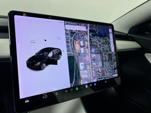 Used 2018 Tesla Model 3 Long Range image 20