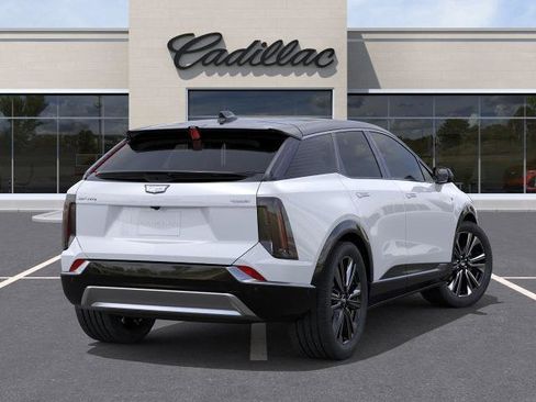 New 2026 Cadillac Optiq Luxury 2 RWD image 28