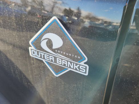 New 2025 Ford Bronco Outer Banks w/ Sasquatch Package image 21