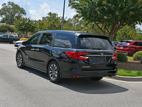 Used 2022 Honda Odyssey EX-L image 3